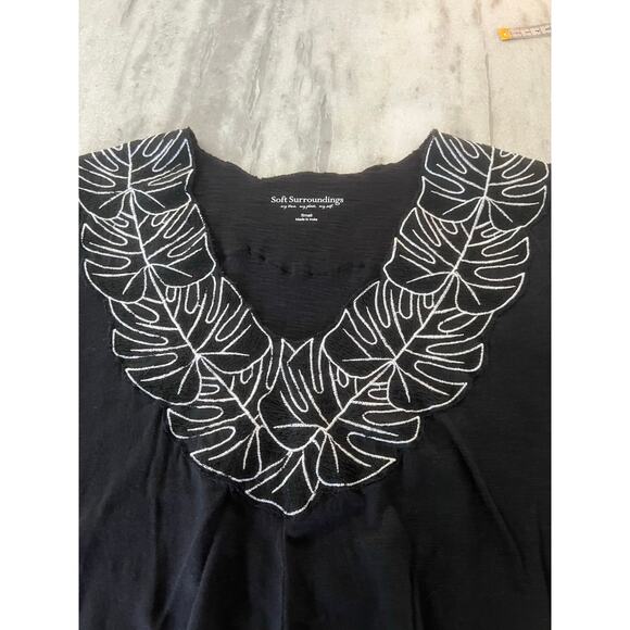 Soft Surroundings Black & White Knit Tunic Top Size Small Casual Classic - Picture 5 of 8